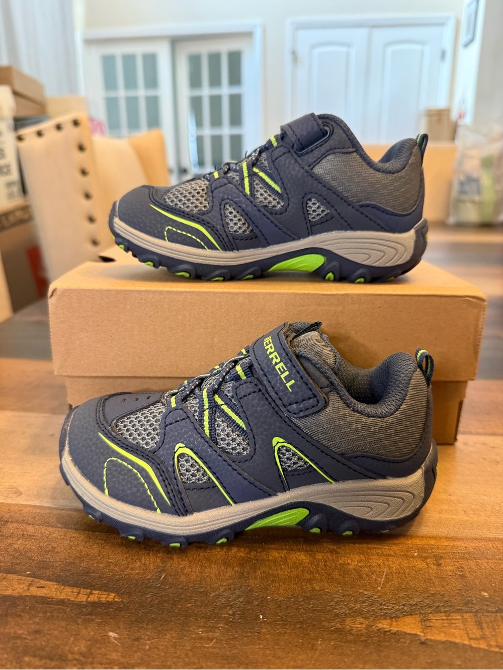 Merrell Trail Chaser Jr Boys Navy/Green Hook & Loop Sneakers US 10 EU 27